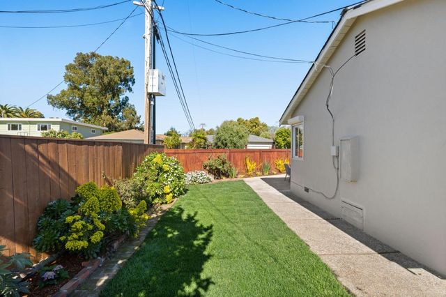 239 Prague Street, San Mateo, CA 94401