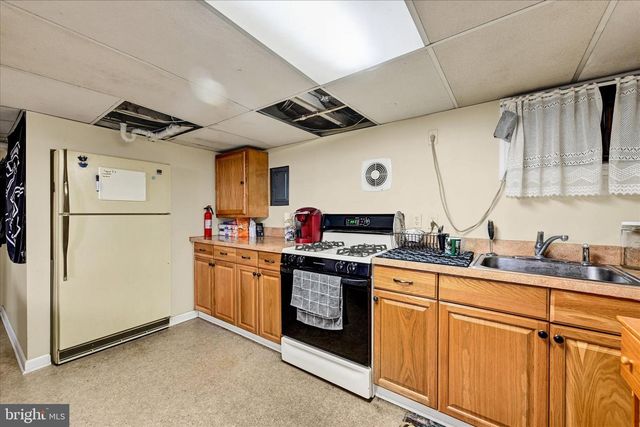 4630 MAGNOLIA AVE, Baltimore, MD 21227