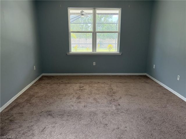 3272 Royal Gardens AVE, Fort Myers, FL 33916