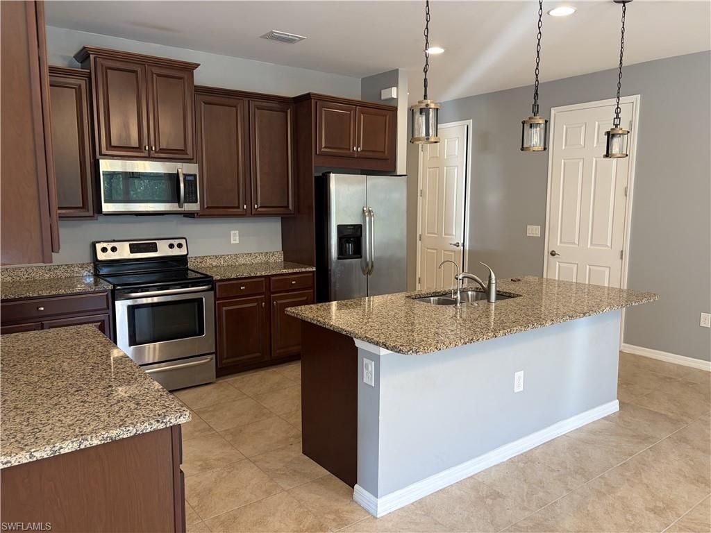 3272 Royal Gardens AVE, FORT MYERS, FL 33916 — photo 5