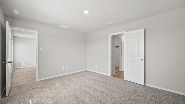 4100 WOODHILL BEND Drive, Fort Worth, TX 76036