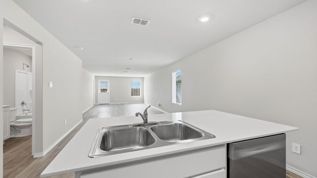 4100 WOODHILL BEND Drive, Fort Worth, TX 76036