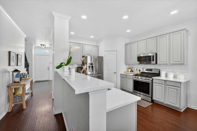 8208 Hidden Path Lane, Denton, TX 76210