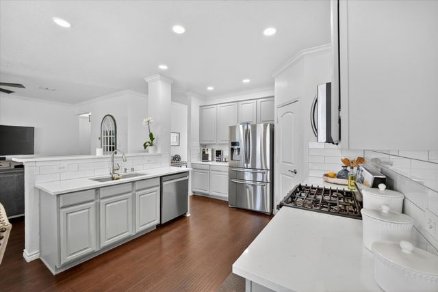 8208 Hidden Path Lane, Denton, TX 76210