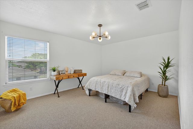 8208 Hidden Path Lane, Denton, TX 76210