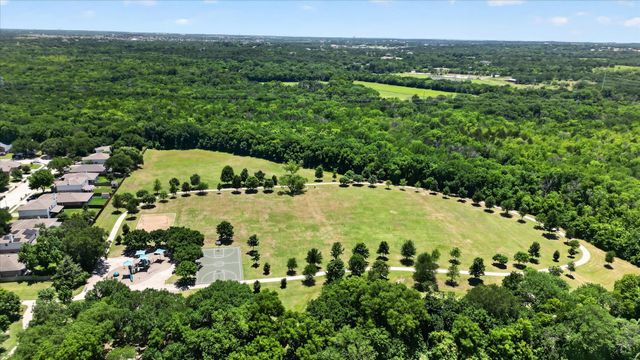 8208 Hidden Path Lane, Denton, TX 76210