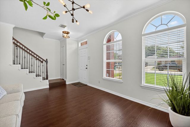 8208 Hidden Path Lane, Denton, TX 76210