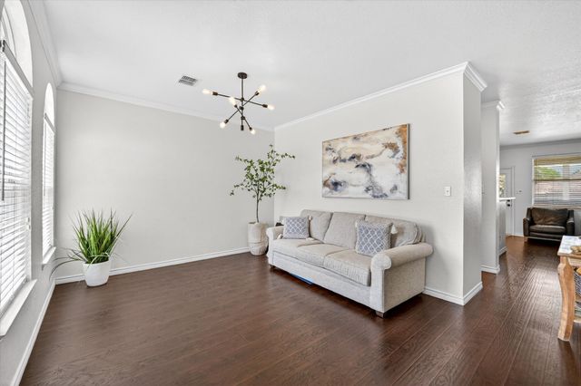 8208 Hidden Path Lane, Denton, TX 76210