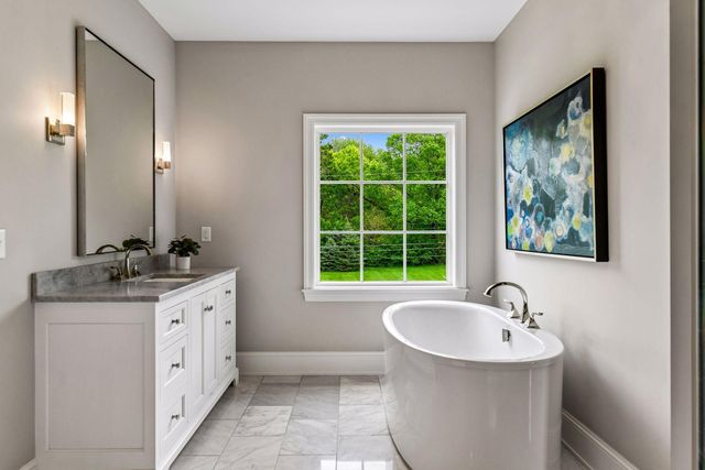730 Lanewood Lane N, Plymouth, MN 55447
