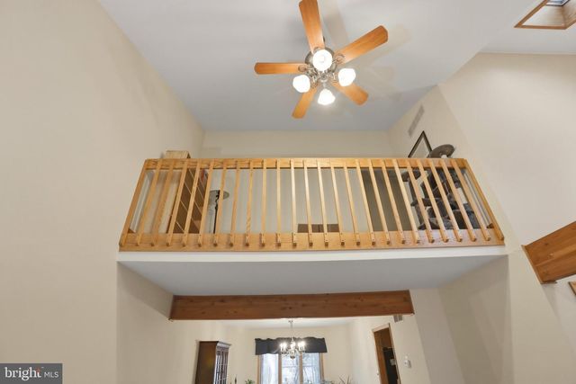 20 HIGHLAND DR, Fleetwood, PA 19522