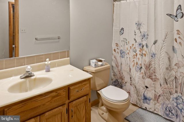 20 HIGHLAND DR, Fleetwood, PA 19522