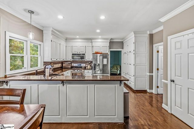 17 Misty Oaks Drive, Greer, SC 29651