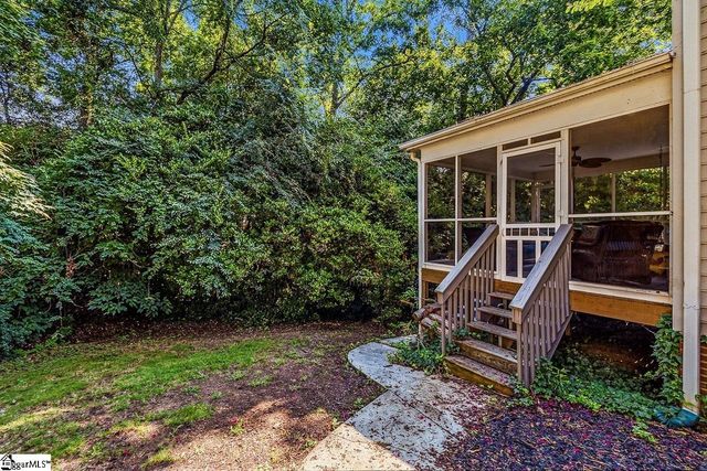 17 Misty Oaks Drive, Greer, SC 29651