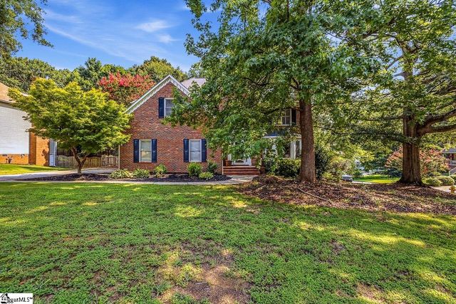 17 Misty Oaks Drive, Greer, SC 29651