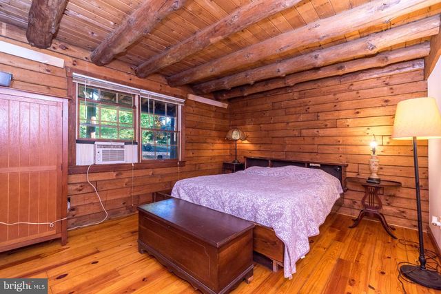 446 IRISH MEETINGHOUSE RD, Perkasie, PA 18944
