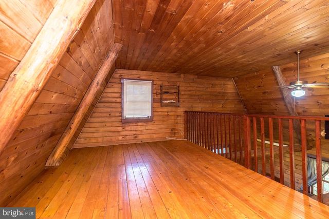 446 IRISH MEETINGHOUSE RD, Perkasie, PA 18944