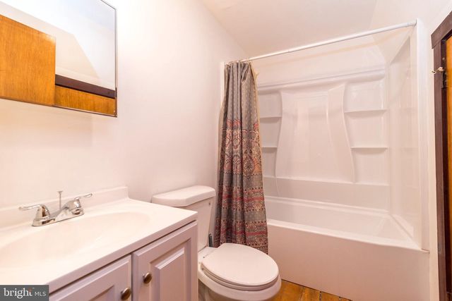 446 IRISH MEETINGHOUSE RD, Perkasie, PA 18944