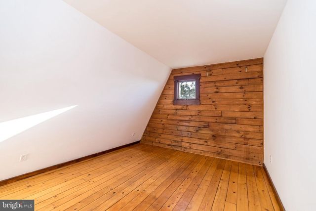 446 IRISH MEETINGHOUSE RD, Perkasie, PA 18944