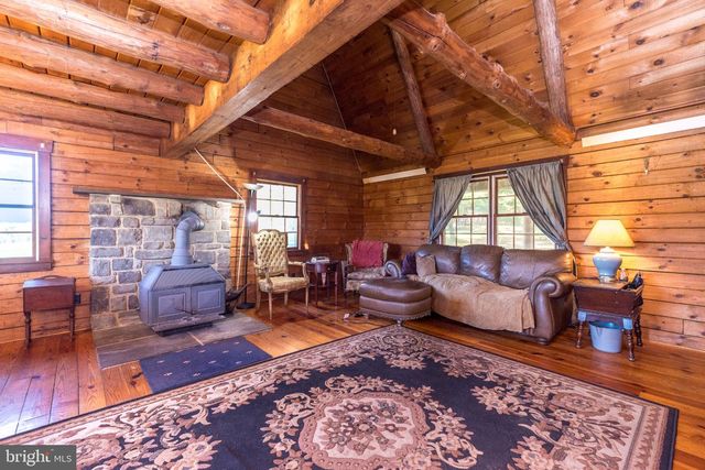 446 IRISH MEETINGHOUSE RD, Perkasie, PA 18944