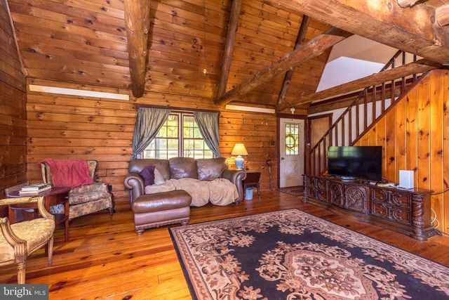 446 IRISH MEETINGHOUSE RD, Perkasie, PA 18944