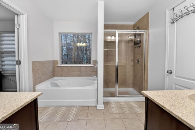 2927 Mell Rise Way, Snellville, GA 30078