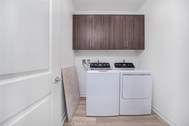 211 Baluster, Irvine, CA 92618