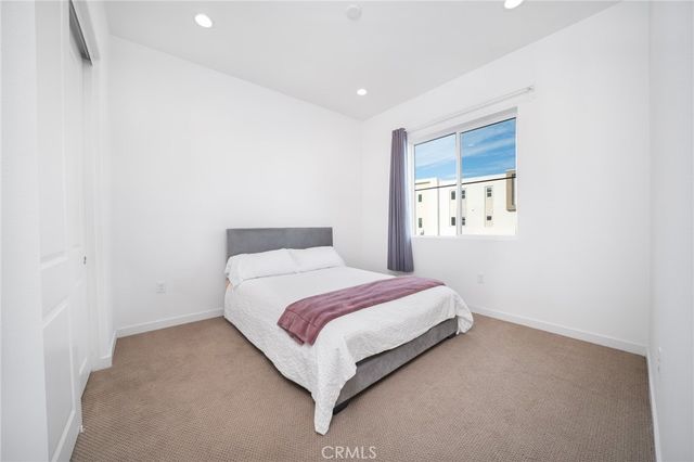 211 Baluster, Irvine, CA 92618