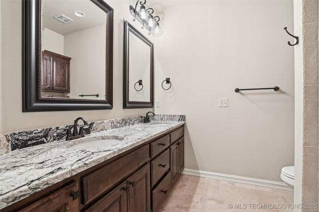 6624 E 133rd Street S, Bixby, OK 74008