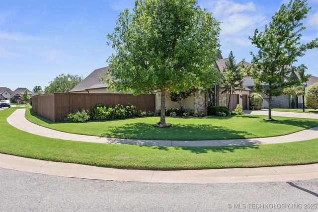 6624 E 133rd Street S, Bixby, OK 74008