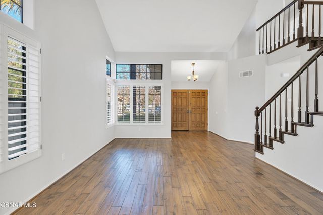 487 Bernini Court, Oak Park, CA 91377