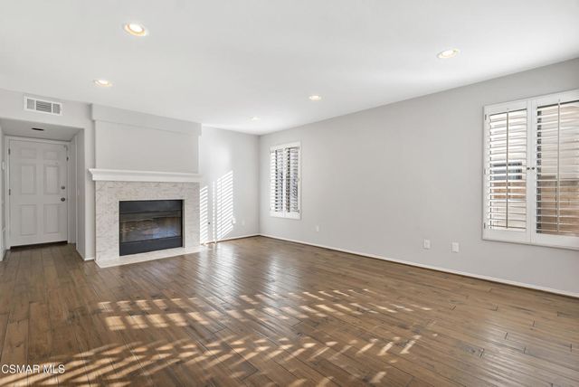 487 Bernini Court, Oak Park, CA 91377