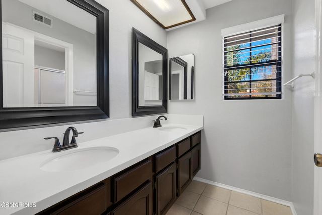 487 Bernini Court, Oak Park, CA 91377