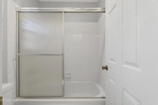 487 Bernini Court, Oak Park, CA 91377