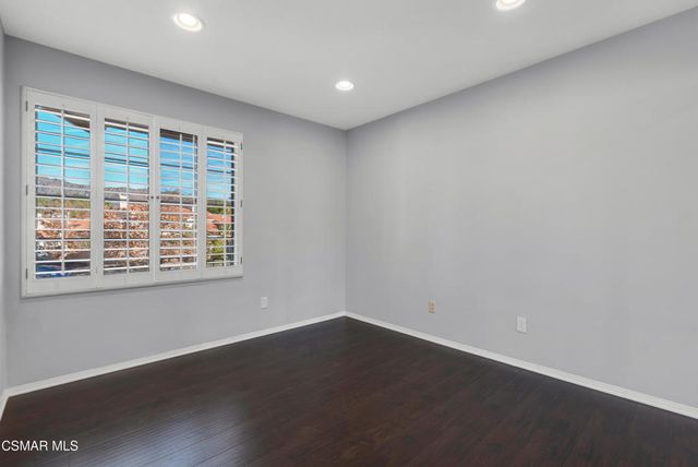 487 Bernini Court, Oak Park, CA 91377