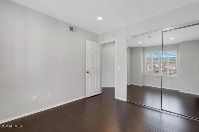 487 Bernini Court, Oak Park, CA 91377