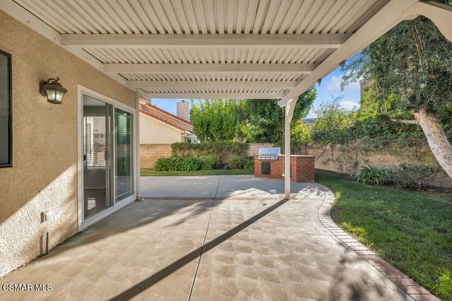 487 Bernini Court, Oak Park, CA 91377