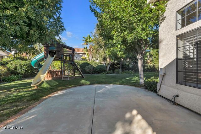 487 Bernini Court, Oak Park, CA 91377