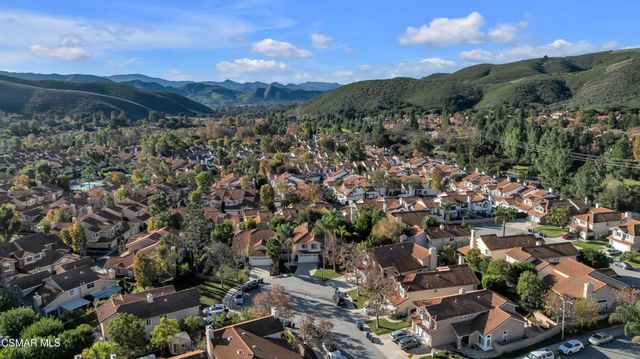 487 Bernini Court, Oak Park, CA 91377