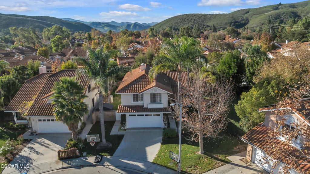 487 Bernini Court, Oak Park, CA 91377