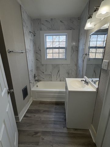 1236 W Commerce St, Lewisburg, TN 37091