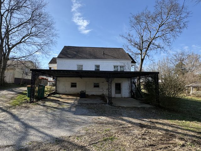 1236 W Commerce St, Lewisburg, TN 37091