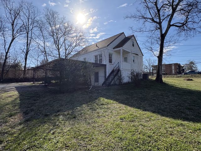 1236 W Commerce St, Lewisburg, TN 37091