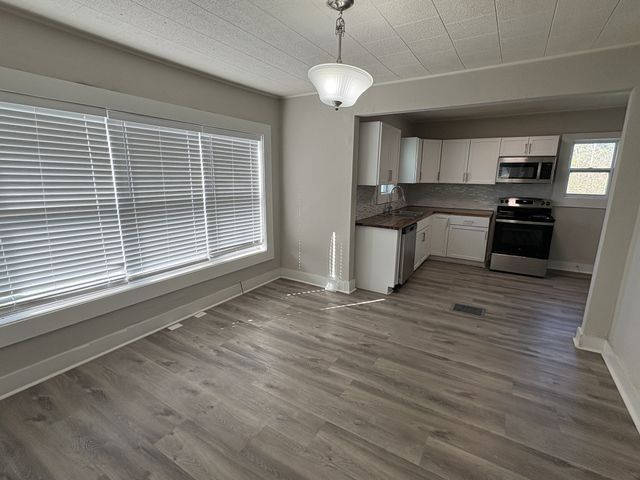 1236 W Commerce St, Lewisburg, TN 37091