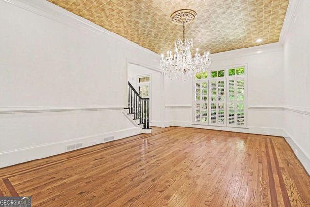 5950 Long Island Drive NW, Atlanta, GA 30328