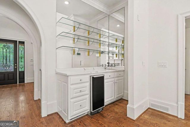 5950 Long Island Drive NW, Atlanta, GA 30328
