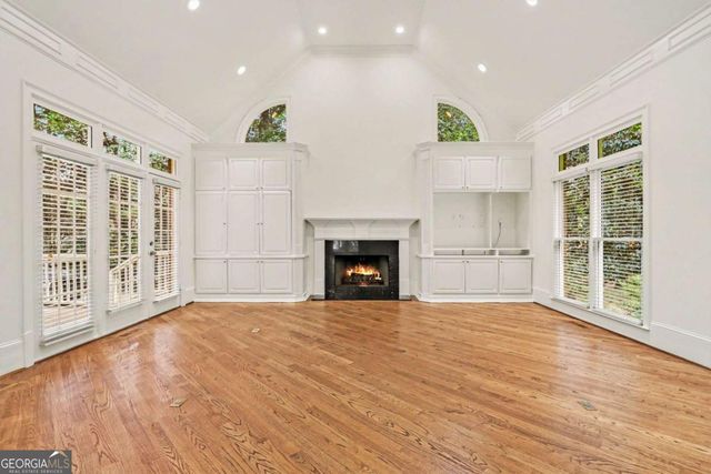 5950 Long Island Drive NW, Atlanta, GA 30328