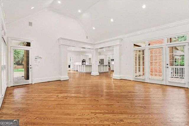 5950 Long Island Drive NW, Atlanta, GA 30328