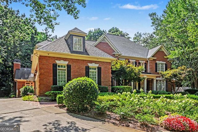5950 Long Island Drive NW, Atlanta, GA 30328