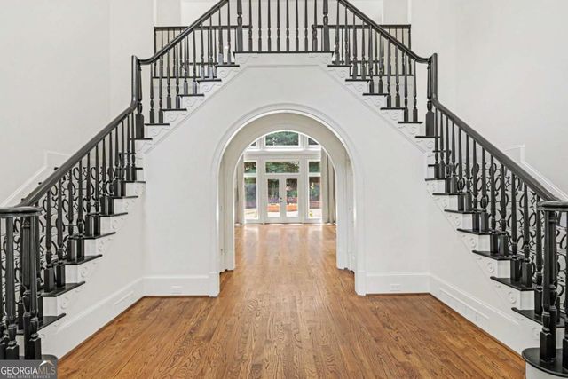 5950 Long Island Drive NW, Atlanta, GA 30328