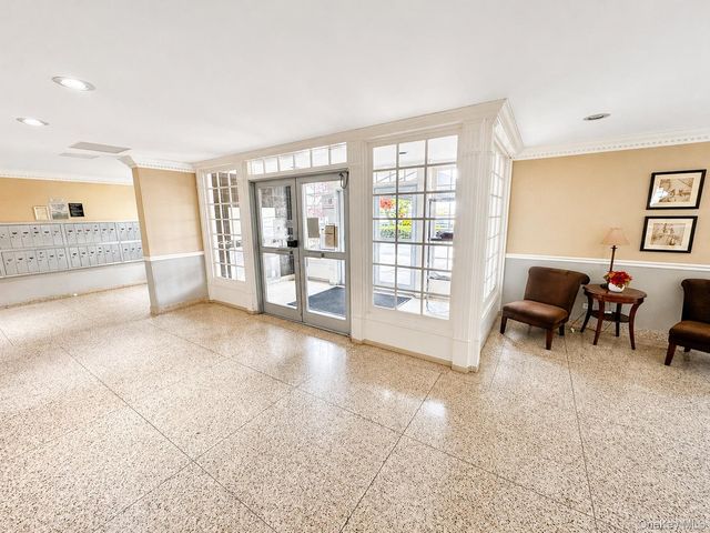 15115 84th Street 6D, Howard Beach, NY 11414